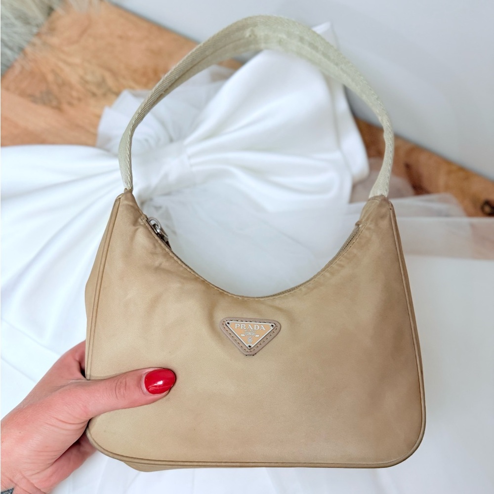 DHG Prada Re-Edition 2000 Nylon Shoulder Bag – Tan, Used